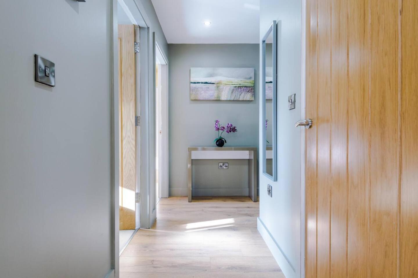 Stunning 2Bedroom 2Bathroom Apt With Parking Space Sheffield Exterior foto