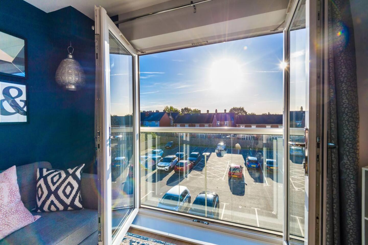 Stunning 2Bedroom 2Bathroom Apt With Parking Space Sheffield Exterior foto