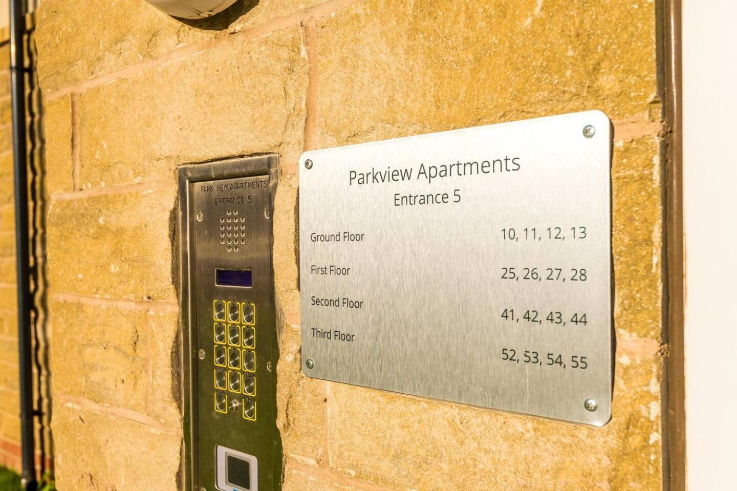 Stunning 2Bedroom 2Bathroom Apt With Parking Space Sheffield Exterior foto