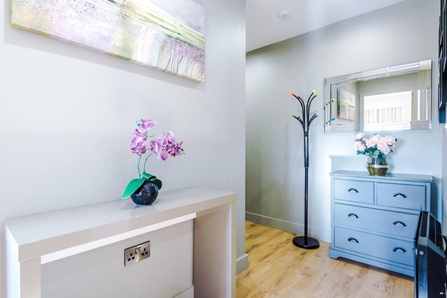 Stunning 2Bedroom 2Bathroom Apt With Parking Space Sheffield Exterior foto